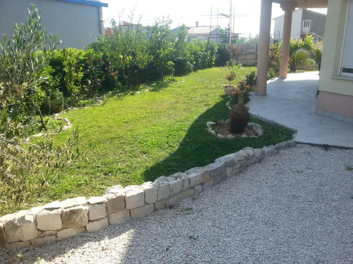 Apartment Andric Kastela Exterior photo