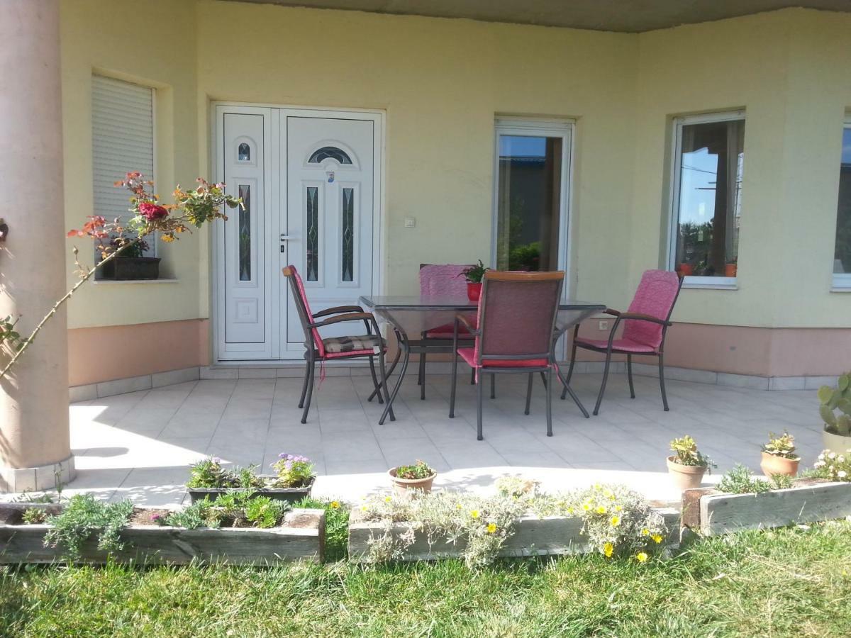 Apartment Andric Kastela Exterior photo